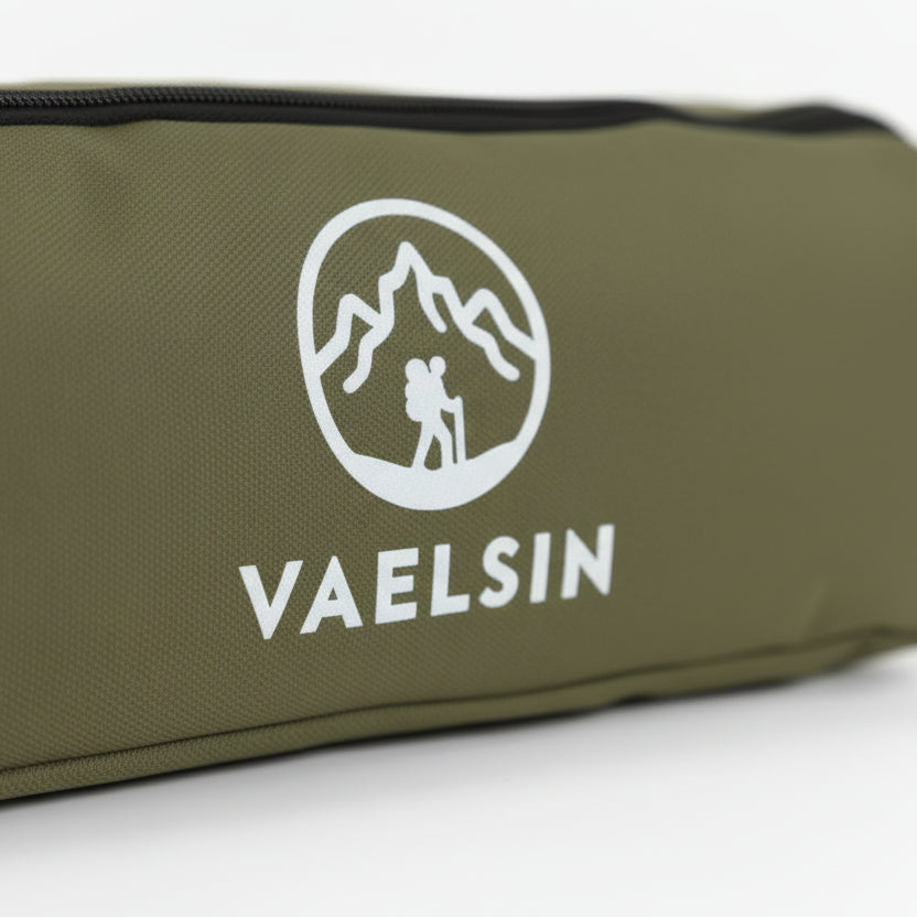 Green pouch with 'VAELSIN' logo on a white background