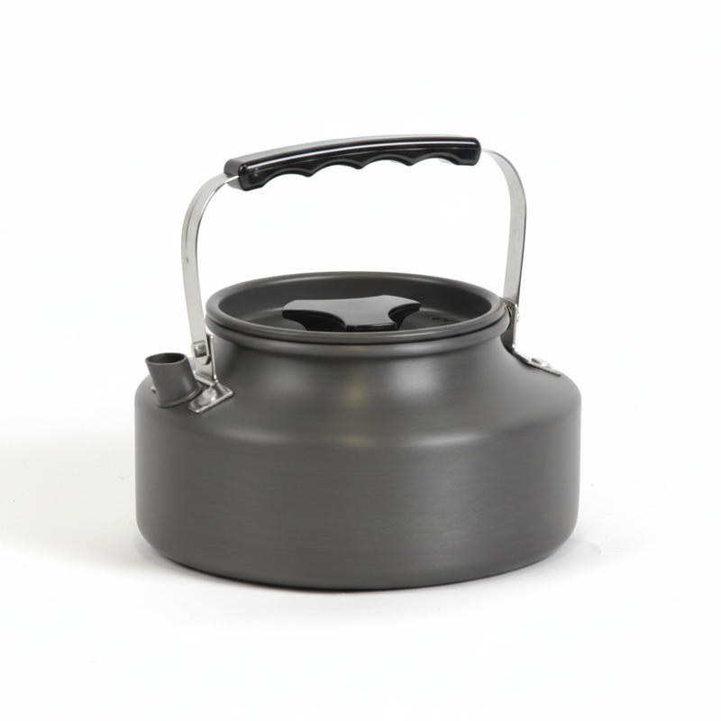 Vaelsin Camp Kettle — Studio Product Photo